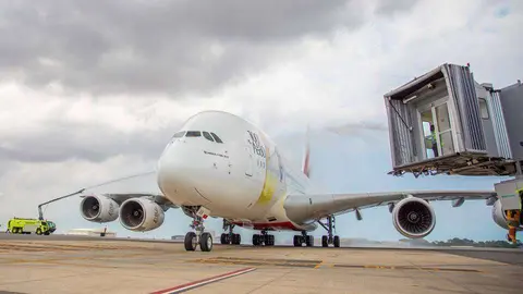 Un avión de Emirates en Ghana.