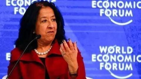 En la imagen de Reuters, Lubna Olayan, primera presidenta de un banco en Arabia Saudta. 