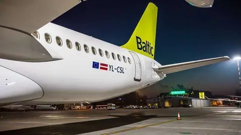 Un avión de Air Baltic.