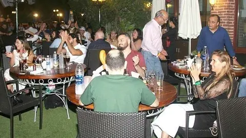 El Drunch Latino del Seville's ofreció en su inauguración un gran ambiente. (EL CORREO)