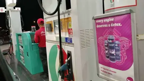 Una gasolinera en Emiratos Árabes. (EL CORREO)