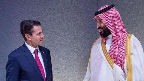 El presidente de México y el príncipe heredero saudí durante la cumbre del G20 en Buenos Aires.