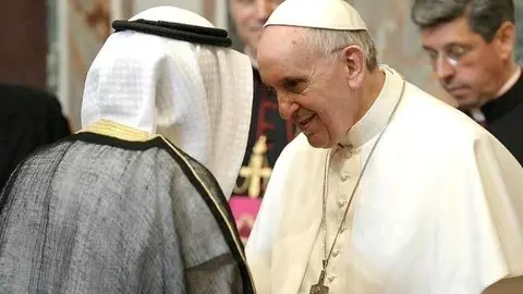 El Papa participará durante su visita a Emiratos Árabes en una reunión internacional interreligiosa sobre la fraternidad humana. (Internet)
