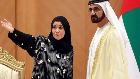 El gobernador de Dubai durante su visita al FNC.