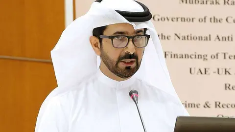 Mubarak Rashid Al Mansouri, director del Banco Central de EAU.