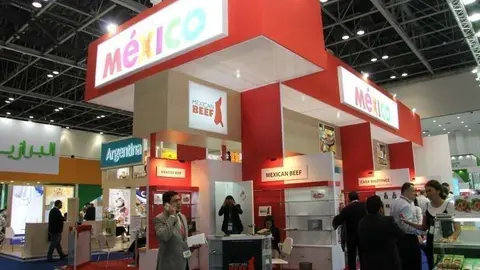 Empresas expositoras en el stand de México en Gulfood 2017. (EL CORREO)