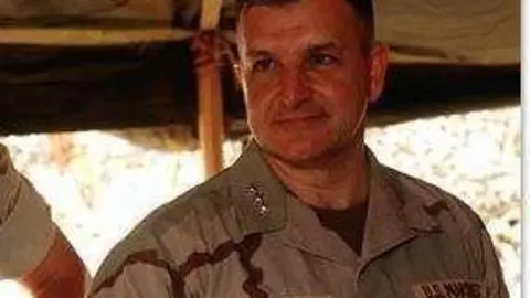 El general estadounidense Anthony Zinni.