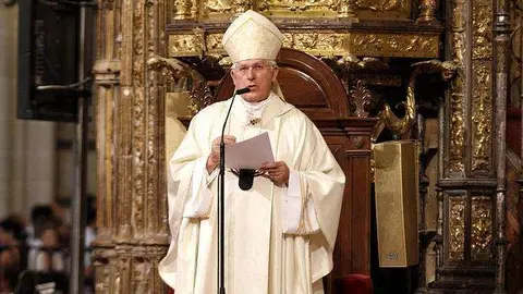 El arzobispo de Toledo en la catedral de la ciudad castellana.