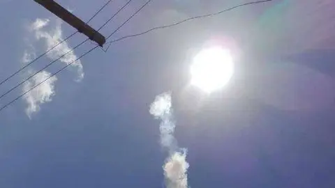 Una imagen de Twitter de la caída del meteorito en una ciudad cubana.