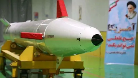 El nuevo misil balístico de Irán llamado 'Dezful' .