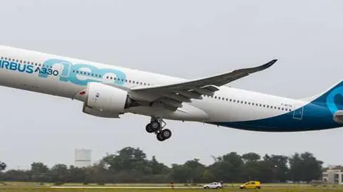  El Airbus A330-900s.