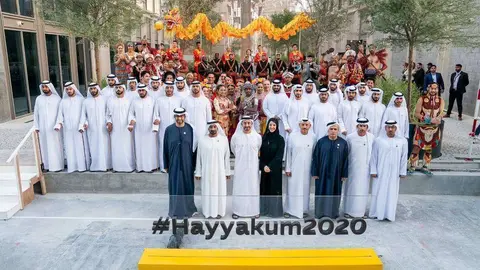 Comité de bienvenida a Sheikh Abdullah bin Zayed Al Nahyan en Expo Dubai 2020. (WAM)