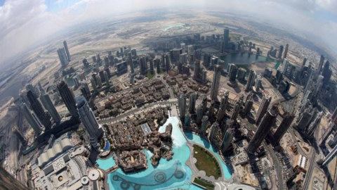 Dubai desde lo más alto del Burj Khalifa. (EFE)