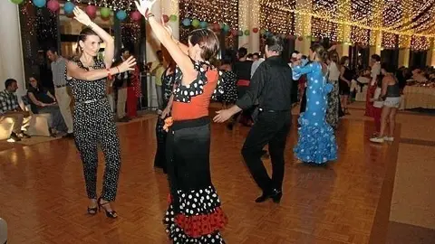 Celebración de la Feria de Abril en el hotel Ritz Carlton de Abu Dhabi. 