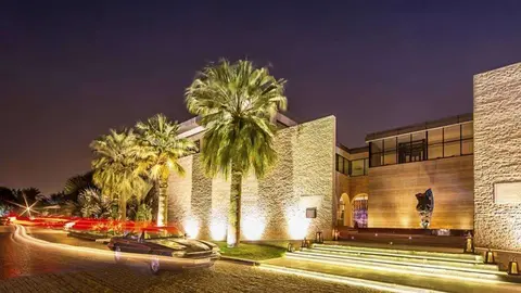 Imagen exterior del hotel Melia Hotels & Resort donde se llevará a cabo la cena de gala. (Cedida)