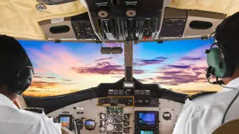 El piloto de un avión comercial soporta un gran estrés.