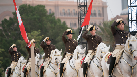 Escuela de Equitación Española en el hotel Emirates Palace. (WAM)
