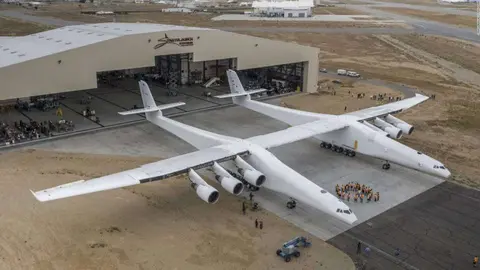 La aeronave Stratolaunch Systems.