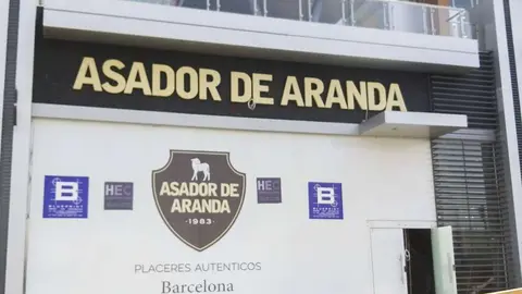 Fachada del nuevo restaurante español en Riad.