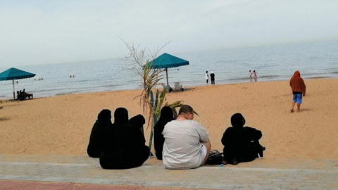 Imagen de una playa de Emiratos Árabes. (EL CORREO)