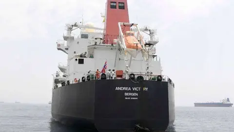 Uno de los petroleros afectados por el sabotaje es el Andrea Victory de la ciudad noruega de Bergen.