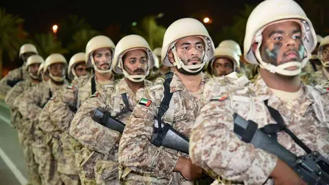 Ceremonia de graduación de los nuevos soldados de Emiratos Árabes Unidos. (WAM)
