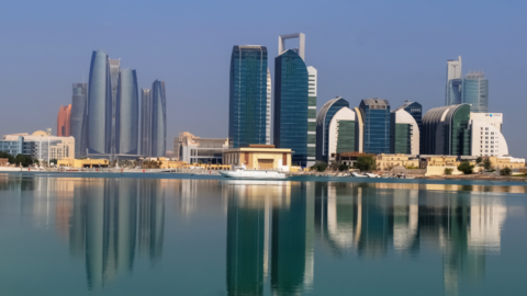 Una imagen de Abu Dhabi, capital de Emiratos Árabes Unidos.