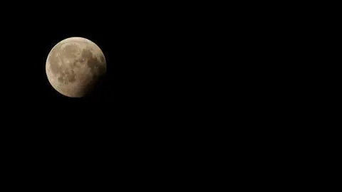 El calendario de días festivos islámico depende la observación lunar.