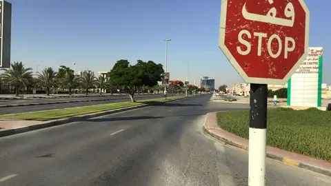 La Corniche de Ras al Fitr sin tráfico alguno a las 8 de la mañana del sábado 1 de junio. (EL CORREO)
