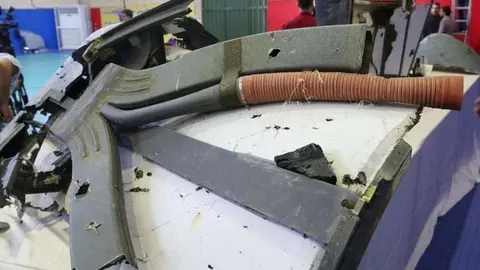 En la imagen de Reuters, restos del dron estadounidense derribado por Irán.