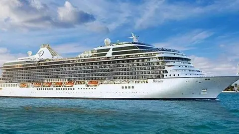Un barco de la línea Oceanía Cruises.
