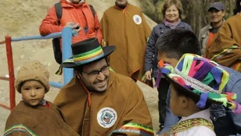 Funcionarios de Dubai Cares en Perú.