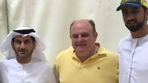 En el centro de la imagen, el entrenador 'Zupo' Equisoain.