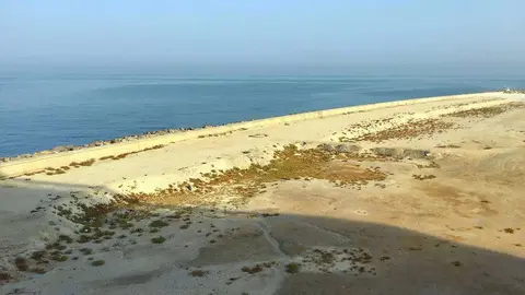 Cielos totalmente despejados y mar tranquila en la mañana del viernes en la franja costera de Al Marjan Island en Ras Al Khaimah. (EL CORREO)