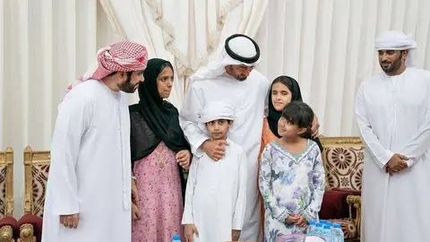 A modo ilustrativo, familia en Abu Dhabi (WAM)
