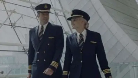 Pilotos Emirates.