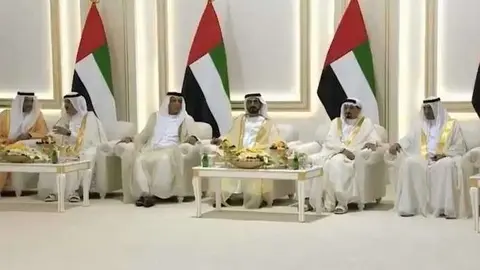 Los gobernantes de EAU durante la recepción de la boda.