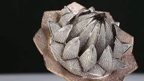 El anillo de diamantes expuesto en Sharjah.