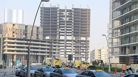 Servicios de emergencias intervienen tras el incidente eléctrico en Reem Island.