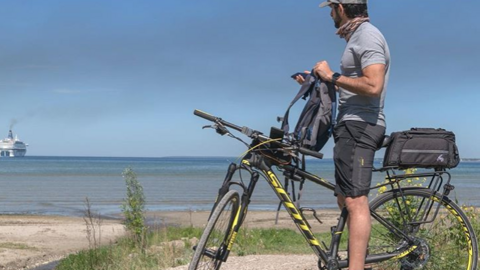 El príncipe heredero de Dubai durante un ejercicio en bicicleta. (Instagram)