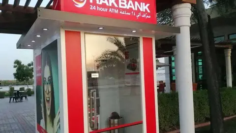 A modo ilustrativo, un cajero automático en Emiratos Árabes. (EL CORREO)