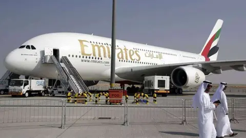 Un Airbus A380 de Emirates, la aerolínea de Dubai.