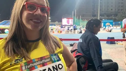 Erika Castaño en Dubai. (Twitter)