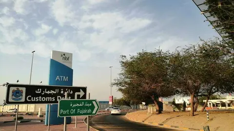 La normalidad en el puerto de Fujairah es total este miércoles. (A. Cruzado / EL CORREO)