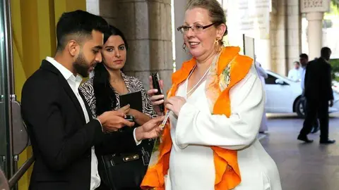 La magistrada colombiana Lucy Bermúdez, a su llegada en Dubai a la Cumbre Mundial de la Tolerancia. (Cedida)