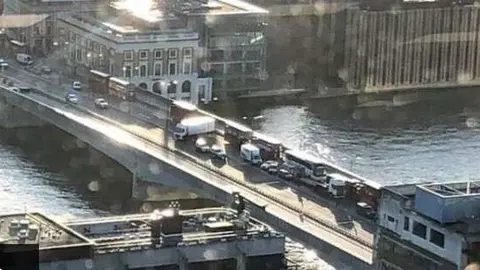 El puente de Londres donde ocurrió el ataque.