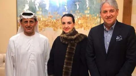 El embajador de EAU en Bogotá, la canciller colombiana y el embajador de Colombia en Abu Dhabi.