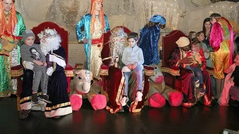 Los Reyes Magos recibirán a los niños en Dubai en la terrazas de Wafi. (EL CORREO)