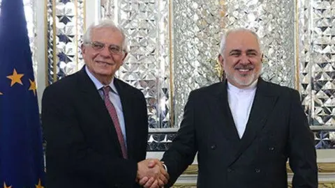 El Alto Representante de la UE para Asuntos Exteriores, Josep Borrell, y el canciller iraní Mohammad Javad Zarif. 
