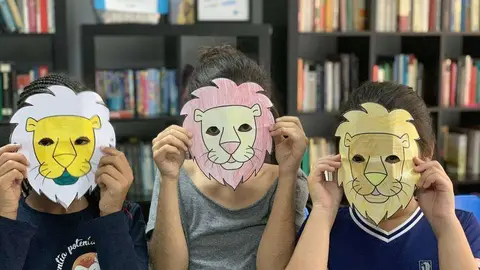 Estudiantes realizan actividades en Dubai durante el campamento de diciembre de UCAM Español Institute. (Cedida)